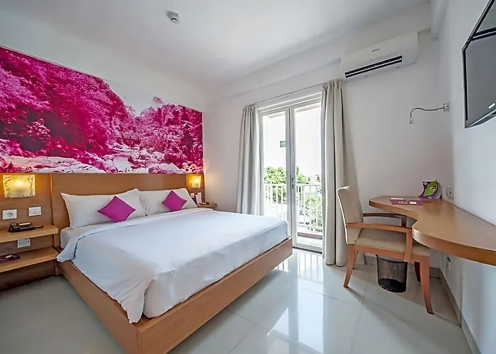 Seminyak Garden 酒店 3*