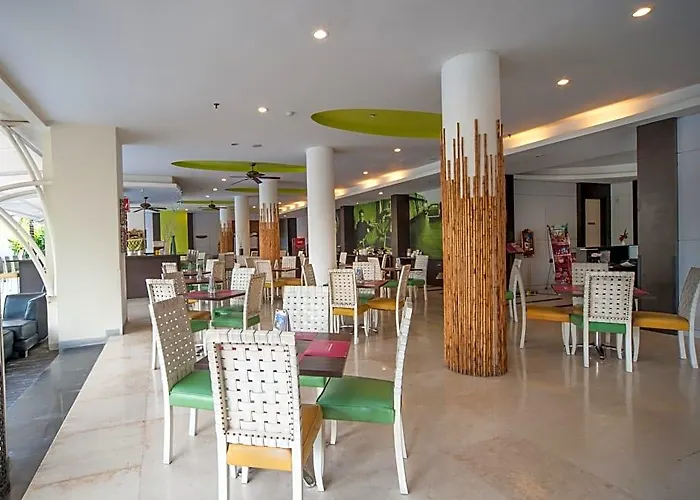 酒店 Seminyak Garden 3*