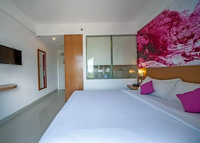 酒店 Seminyak Garden 3*